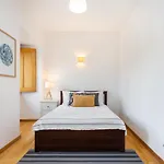 WHome Ajuda 31 Premium w/ Elevator&Parking